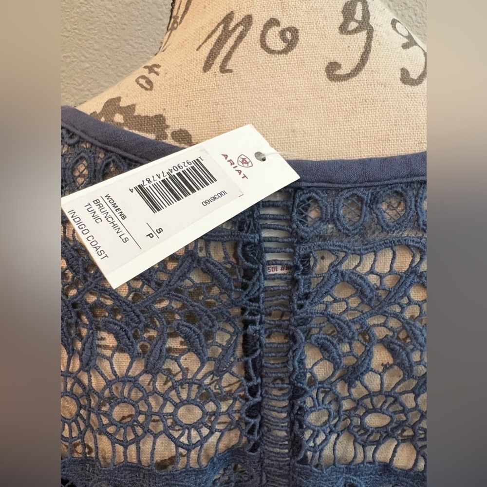 ARIAT Brunchin Tunic S - Picture 10 of 11